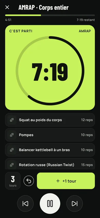 An AMRAP in progress, with the time left and the rounds counted.